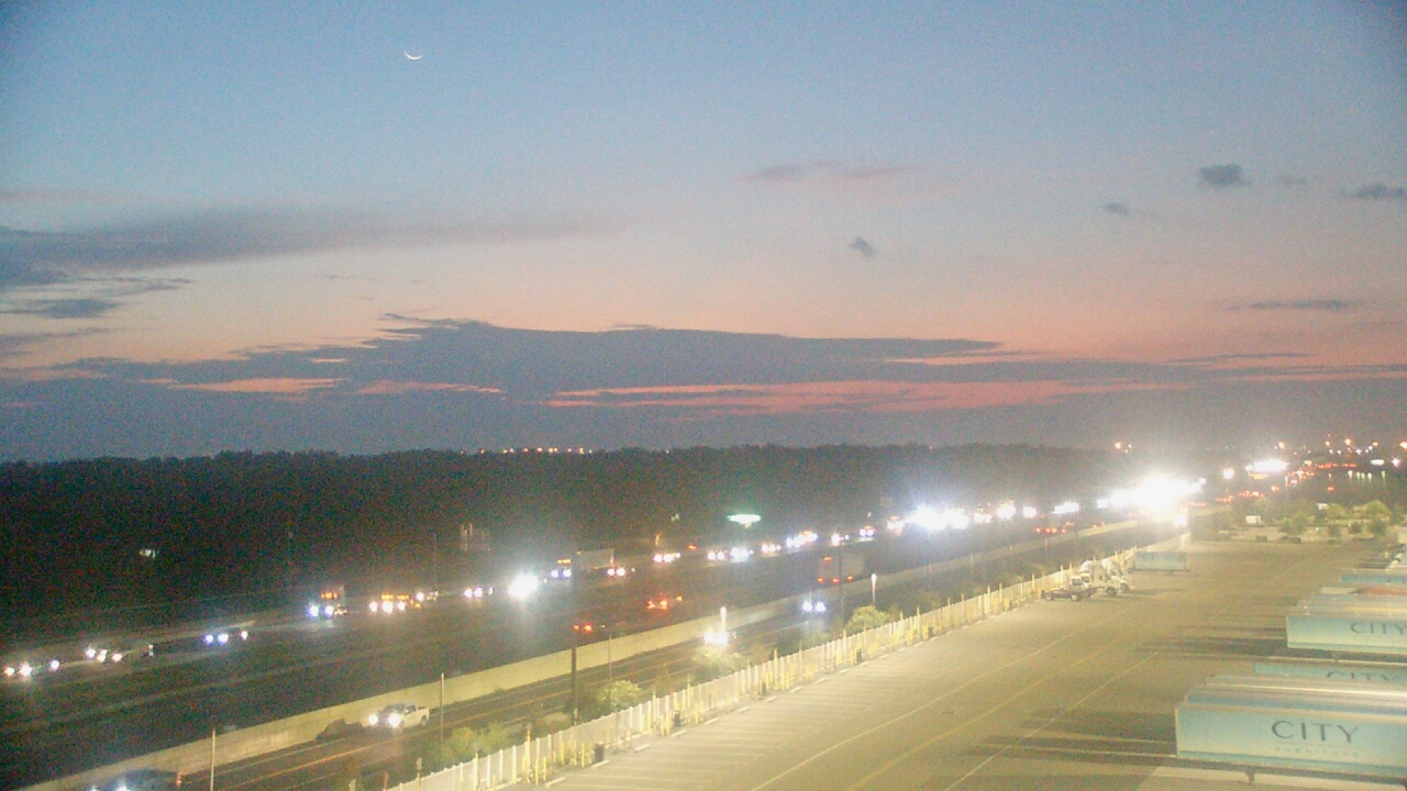 Thumbnail for current weather camera view from CITY Furniture in Plant City, Florida