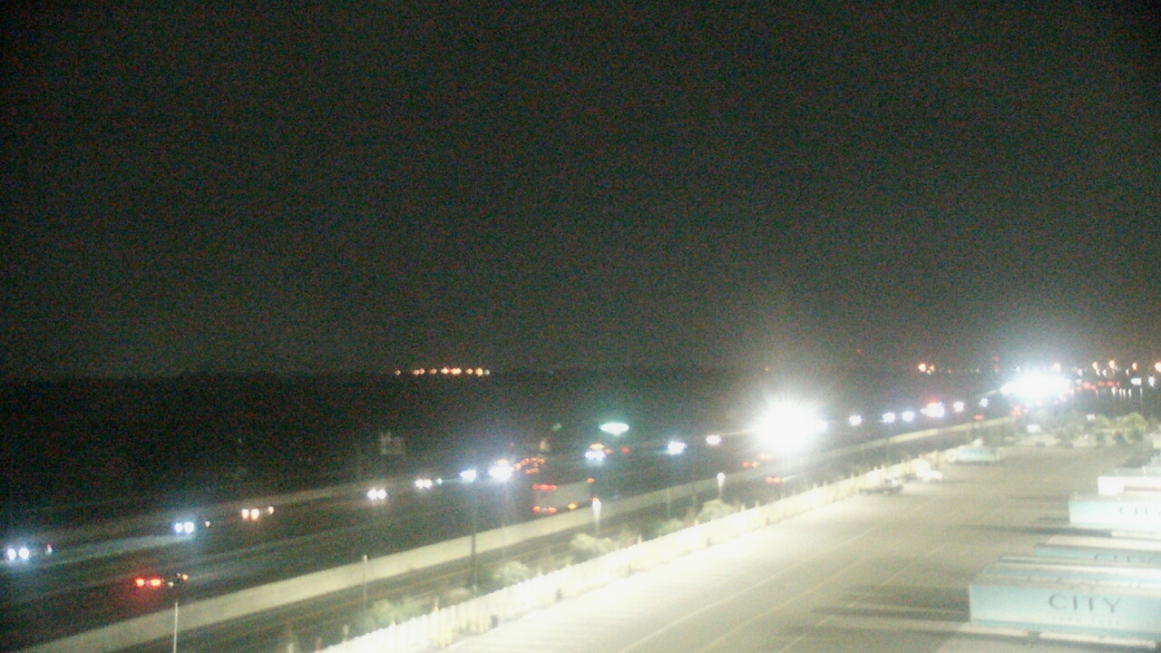 Thumbnail for current weather camera view from CITY Furniture in Plant City, Florida