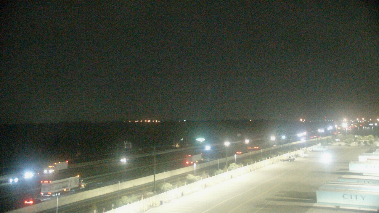 Thumbnail for current weather camera view from CITY Furniture in Plant City, Florida