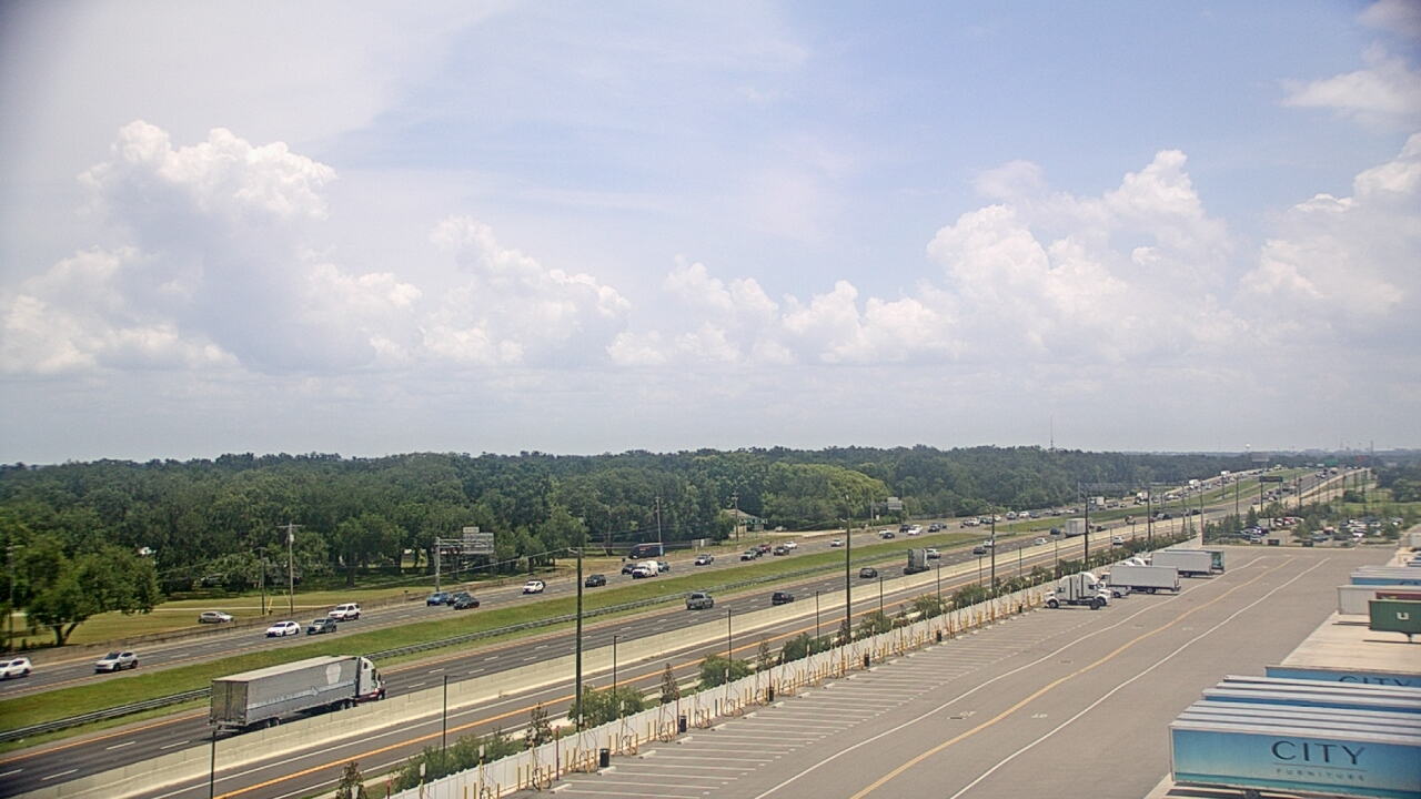 Thumbnail for current weather camera view from CITY Furniture in Plant City, Florida