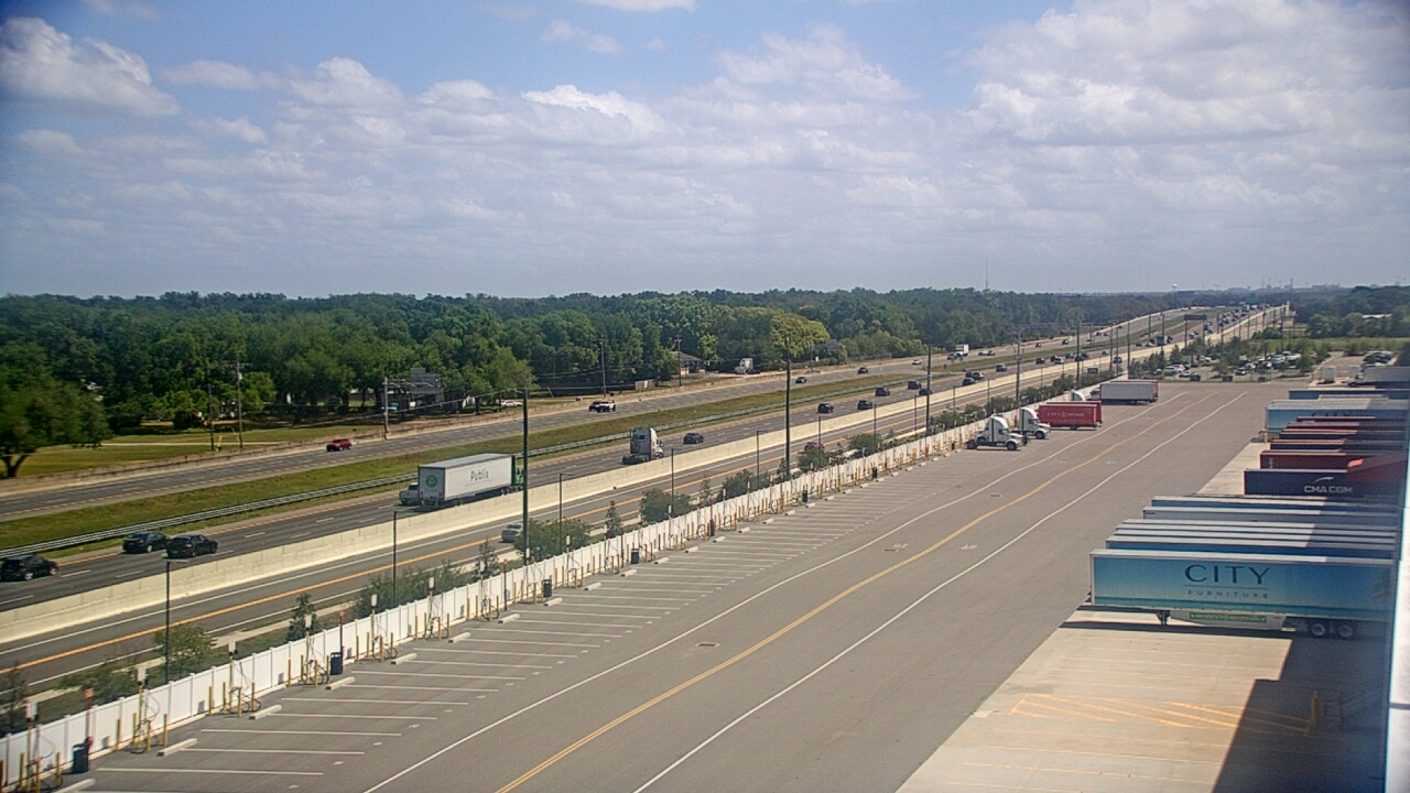 Thumbnail for current weather camera view from CITY Furniture in Plant City, Florida