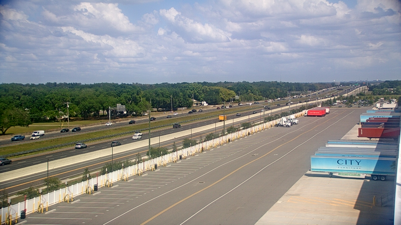 Thumbnail for current weather camera view from CITY Furniture in Plant City, Florida