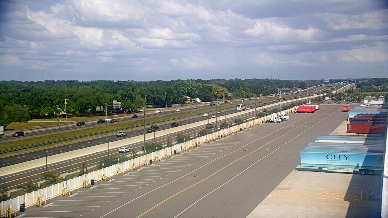 Thumbnail for current weather camera view from CITY Furniture in Plant City, Florida