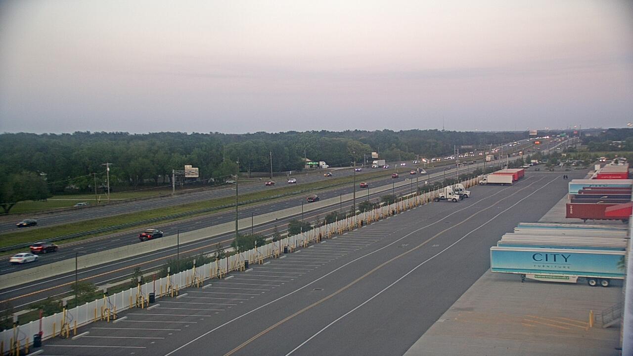 Thumbnail for current weather camera view from CITY Furniture in Plant City, Florida