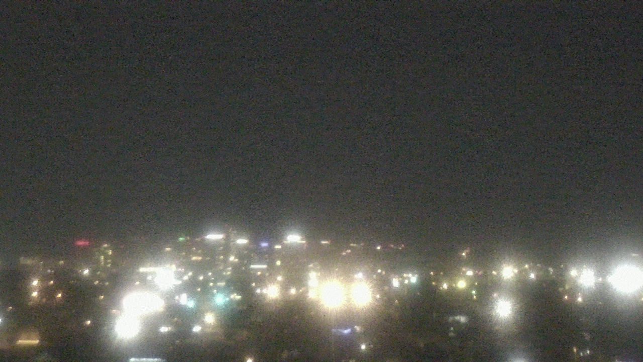 Thumbnail for current weather camera view from South Mountain High School in Phoenix, Arizona