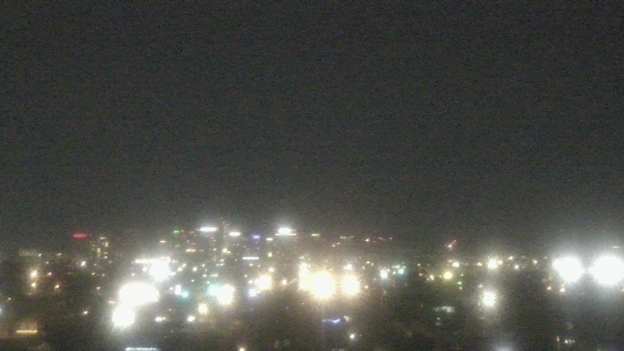 Thumbnail for current weather camera view from South Mountain High School in Phoenix, Arizona