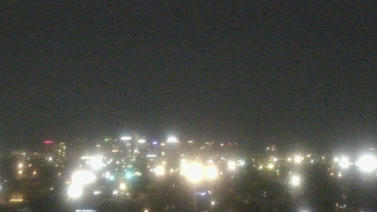 Thumbnail for current weather camera view from South Mountain High School in Phoenix, Arizona