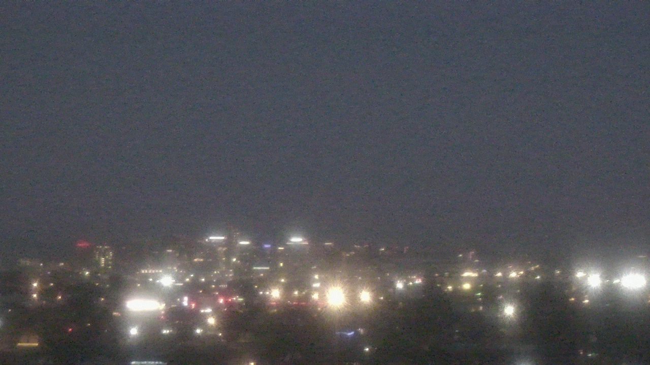 Thumbnail for current weather camera view from South Mountain High School in Phoenix, Arizona