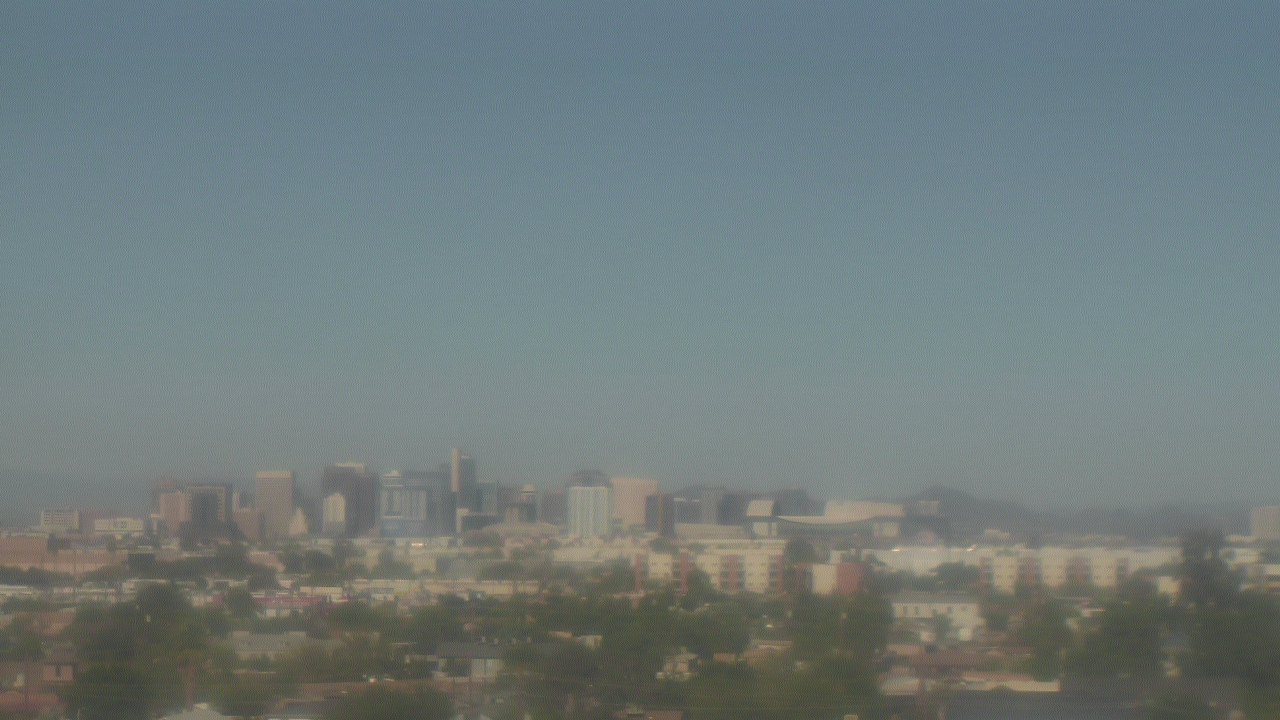 Thumbnail for current weather camera view from South Mountain High School in Phoenix, Arizona