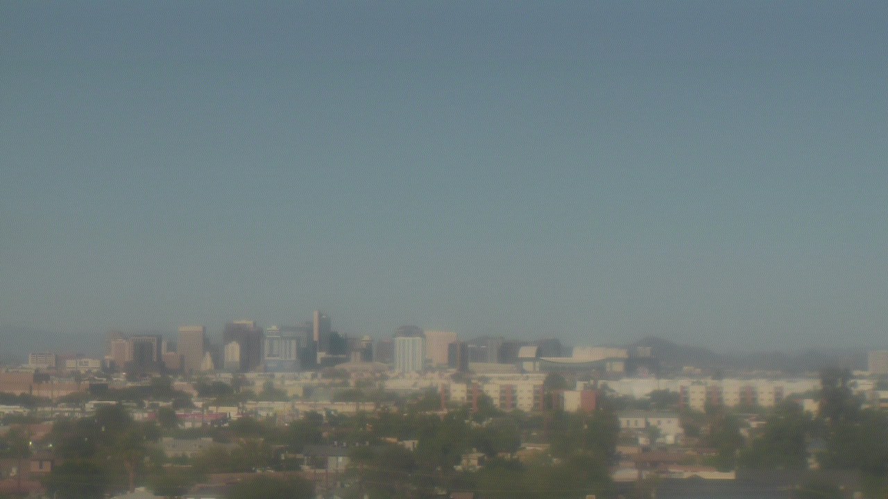 Thumbnail for current weather camera view from South Mountain High School in Phoenix, Arizona