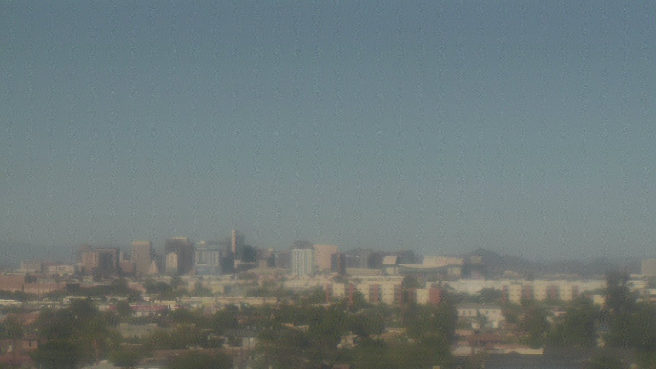 Thumbnail for current weather camera view from South Mountain High School in Phoenix, Arizona