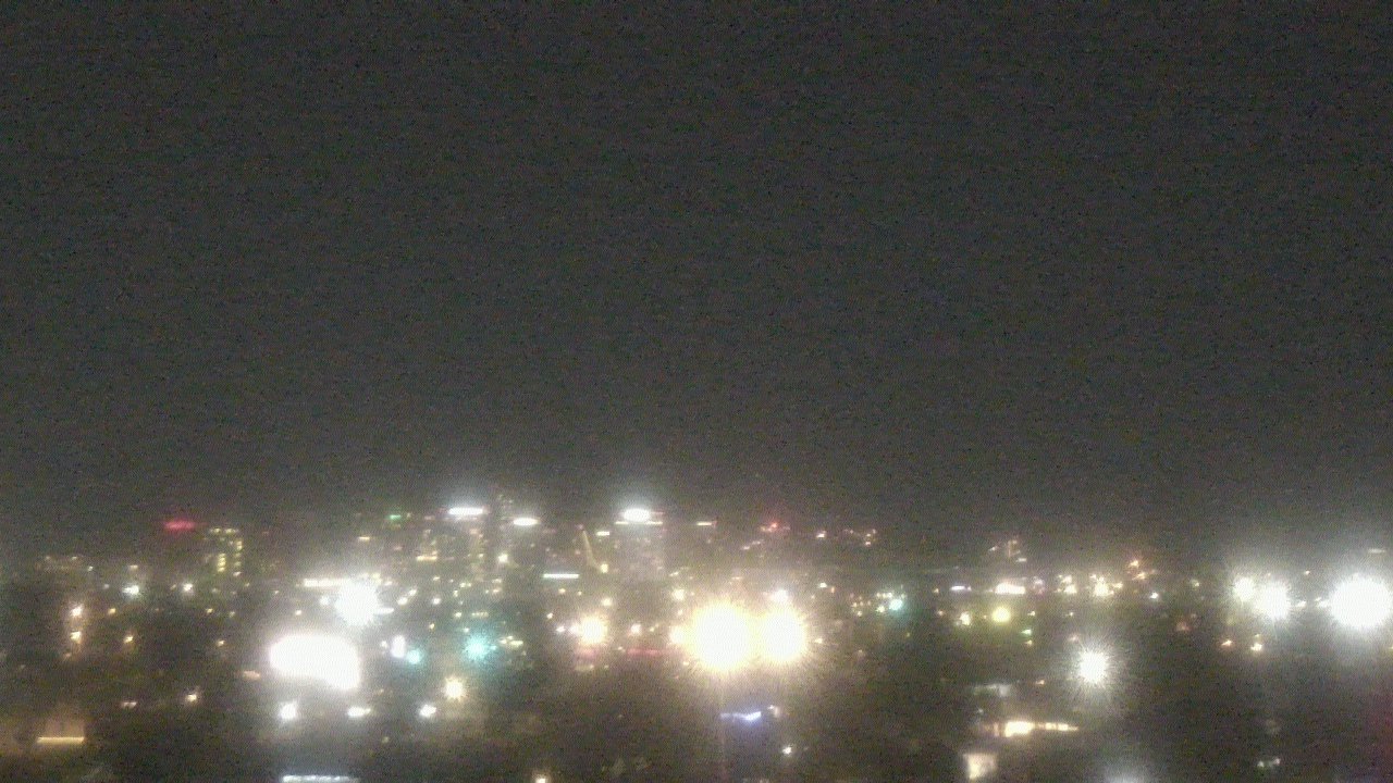 Thumbnail for current weather camera view from South Mountain High School in Phoenix, Arizona