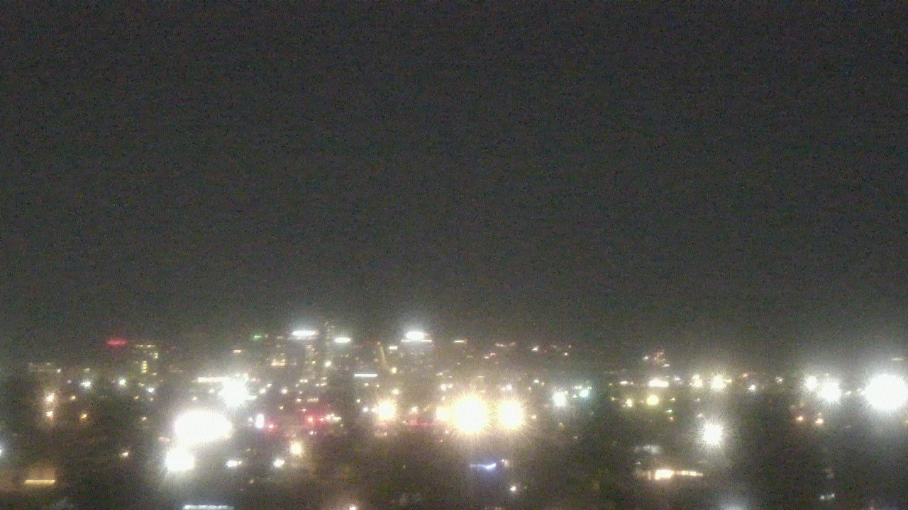 Thumbnail for current weather camera view from South Mountain High School in Phoenix, Arizona