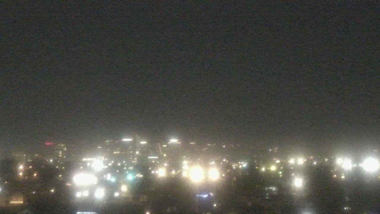 Thumbnail for current weather camera view from South Mountain High School in Phoenix, Arizona