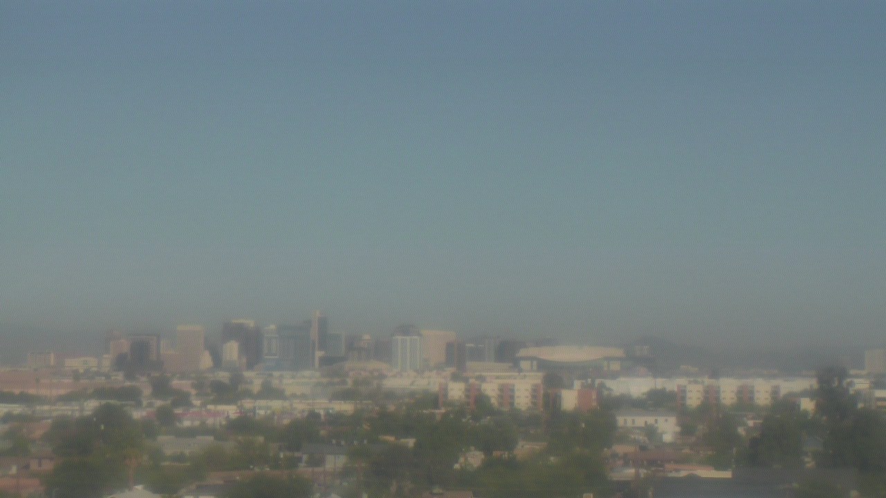 Thumbnail for current weather camera view from South Mountain High School in Phoenix, Arizona