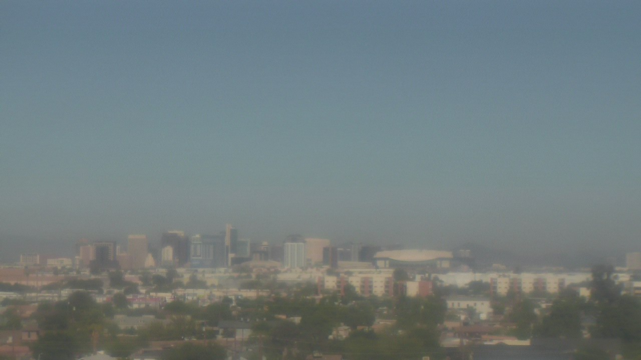 Thumbnail for current weather camera view from South Mountain High School in Phoenix, Arizona