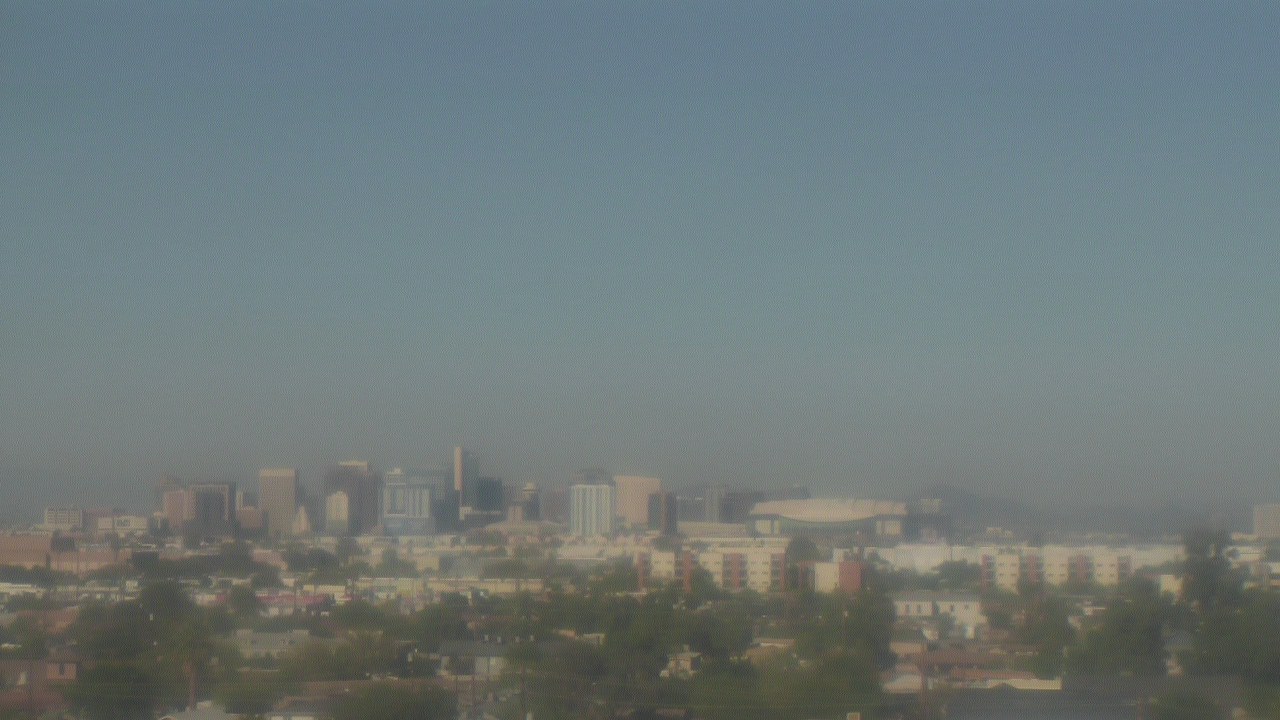 Thumbnail for current weather camera view from South Mountain High School in Phoenix, Arizona