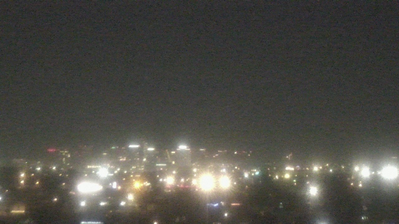 Thumbnail for current weather camera view from South Mountain High School in Phoenix, Arizona