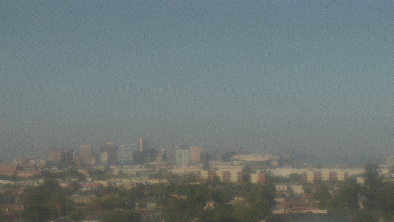 Thumbnail for current weather camera view from South Mountain High School in Phoenix, Arizona