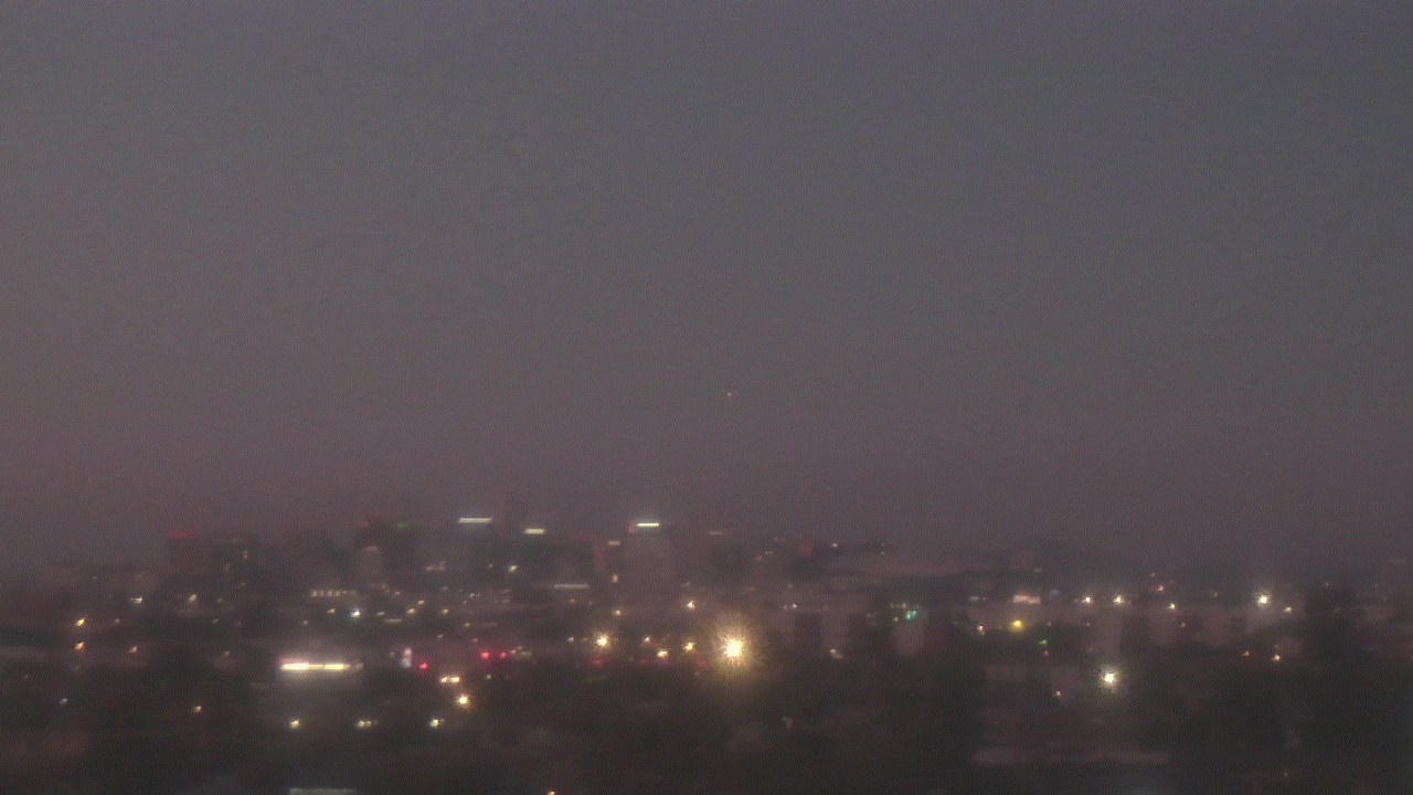 Thumbnail for current weather camera view from South Mountain High School in Phoenix, Arizona