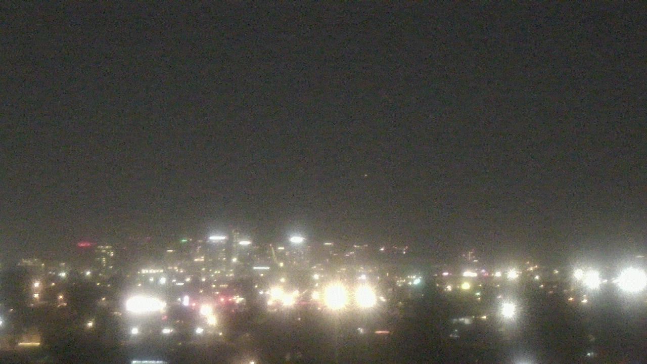 Thumbnail for current weather camera view from South Mountain High School in Phoenix, Arizona