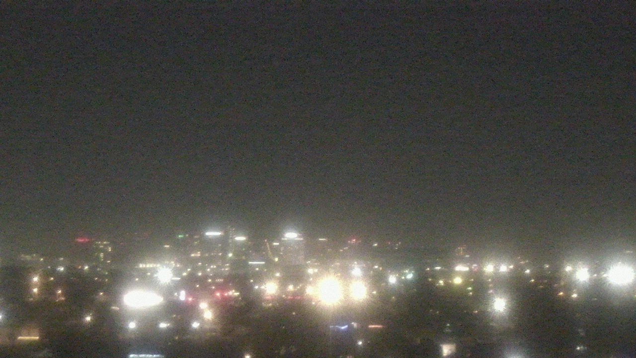 Thumbnail for current weather camera view from South Mountain High School in Phoenix, Arizona