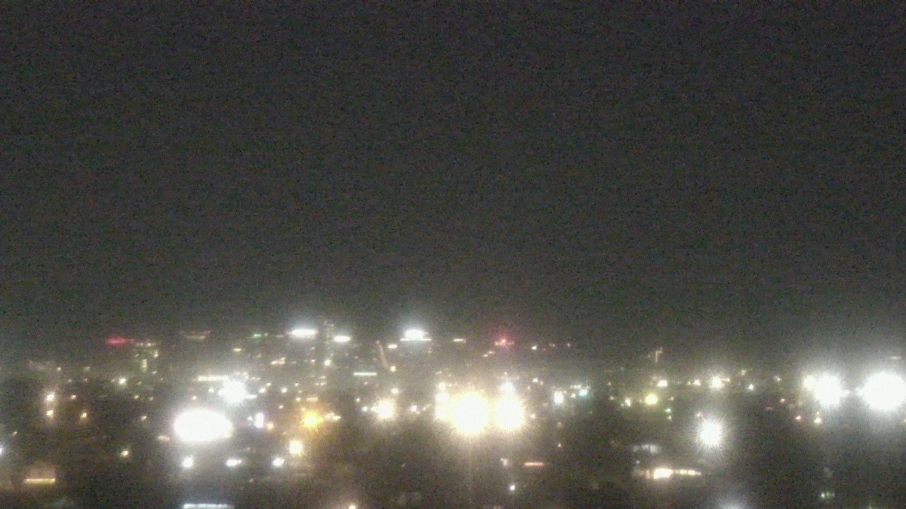 Thumbnail for current weather camera view from South Mountain High School in Phoenix, Arizona