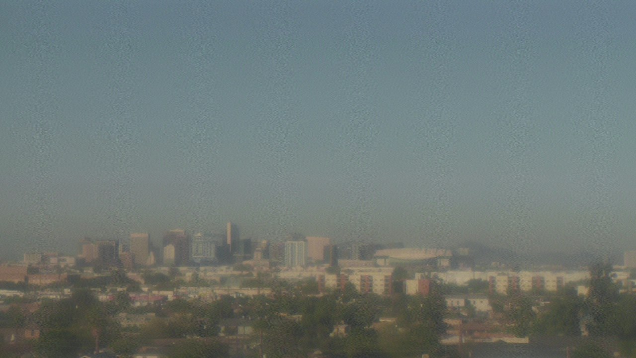 Thumbnail for current weather camera view from South Mountain High School in Phoenix, Arizona