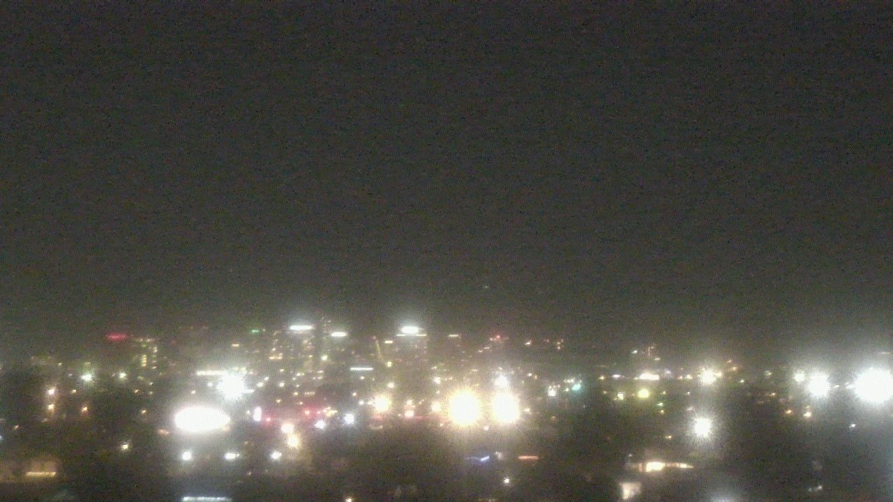 Thumbnail for current weather camera view from South Mountain High School in Phoenix, Arizona