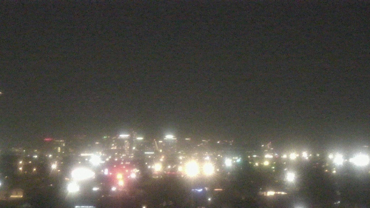 Thumbnail for current weather camera view from South Mountain High School in Phoenix, Arizona