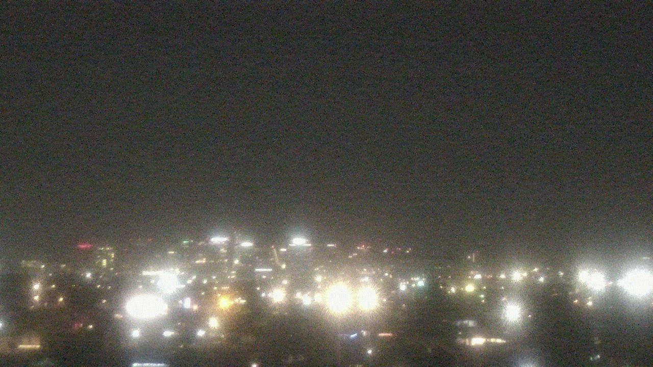 Thumbnail for current weather camera view from South Mountain High School in Phoenix, Arizona