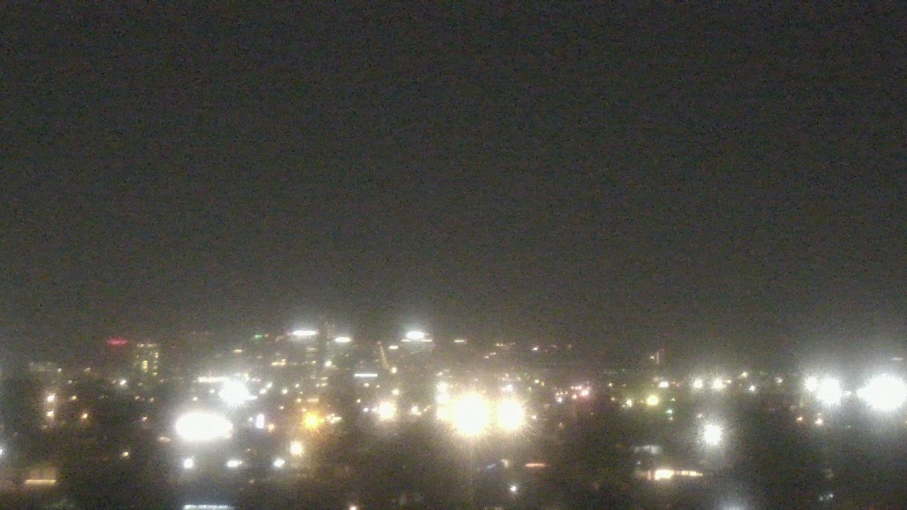 Thumbnail for current weather camera view from South Mountain High School in Phoenix, Arizona