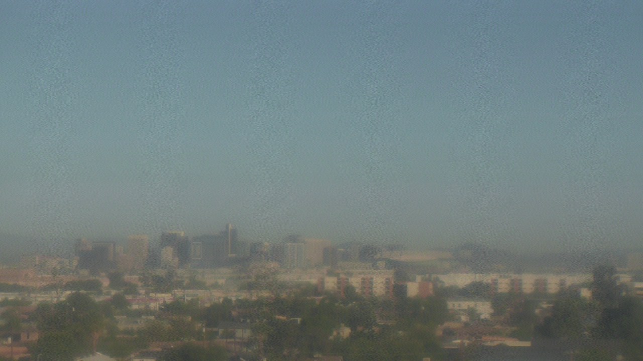 Thumbnail for current weather camera view from South Mountain High School in Phoenix, Arizona