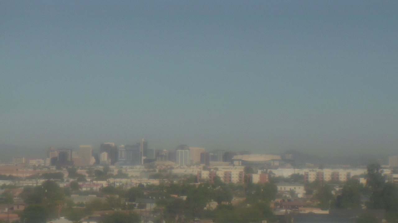 Thumbnail for current weather camera view from South Mountain High School in Phoenix, Arizona