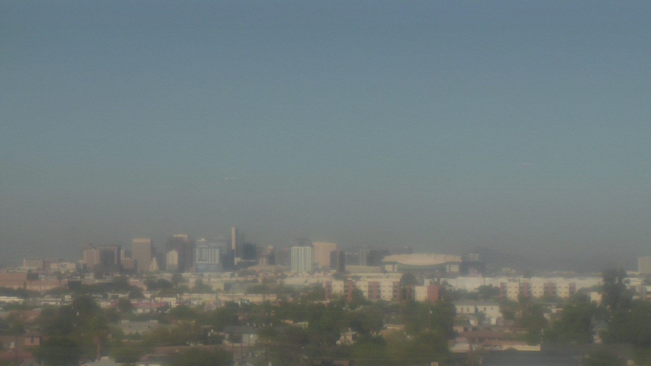 Thumbnail for current weather camera view from South Mountain High School in Phoenix, Arizona