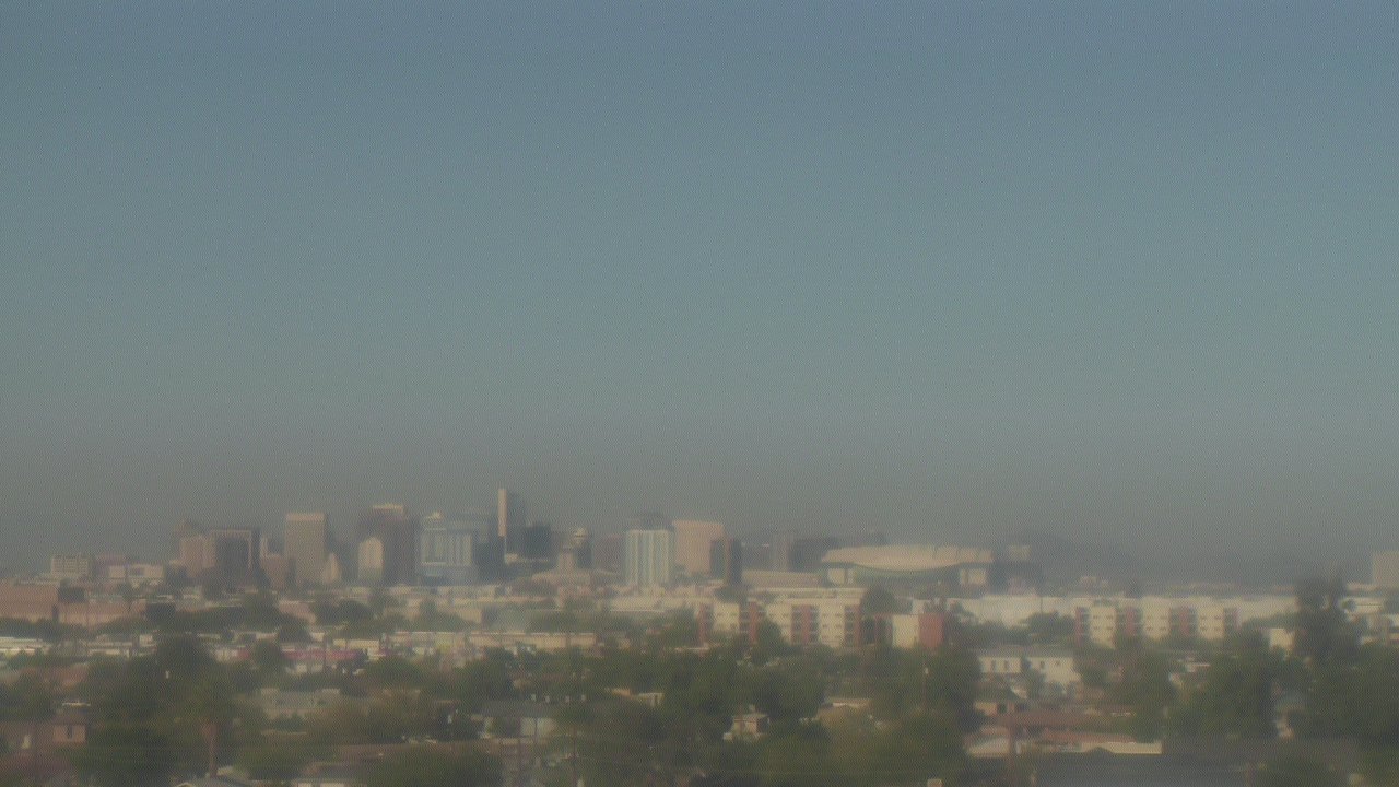 Thumbnail for current weather camera view from South Mountain High School in Phoenix, Arizona