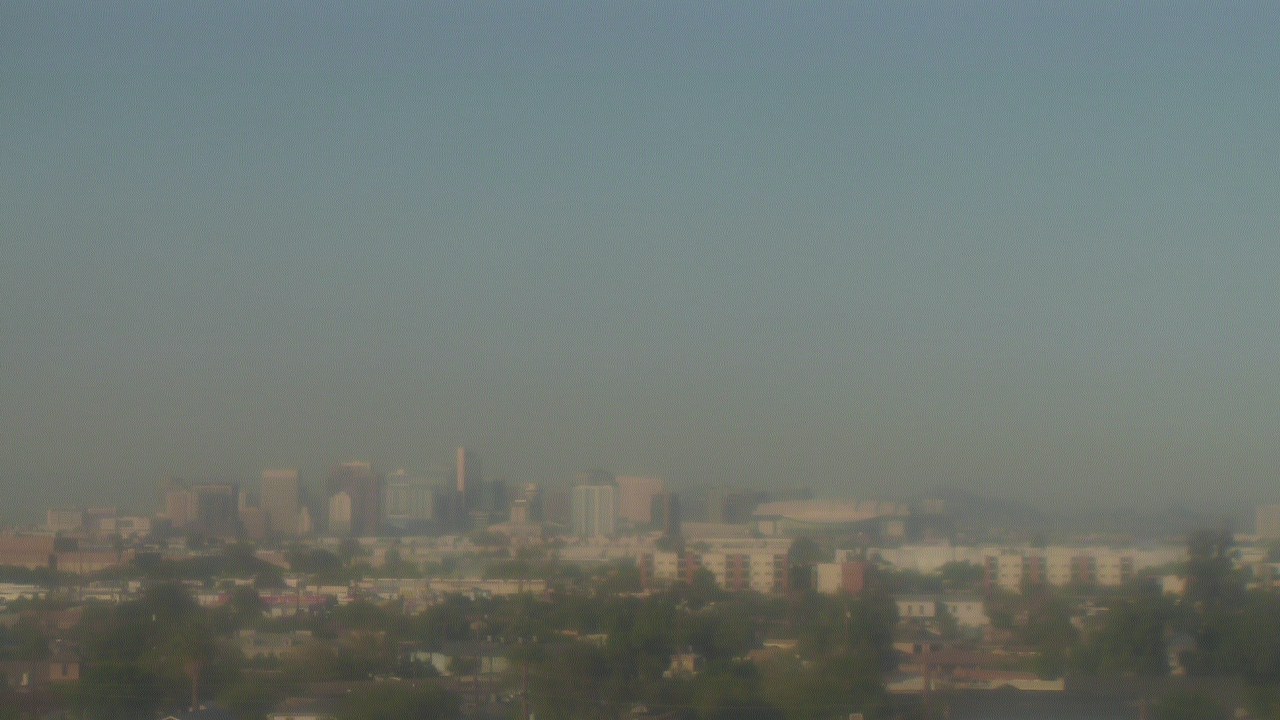 Thumbnail for current weather camera view from South Mountain High School in Phoenix, Arizona