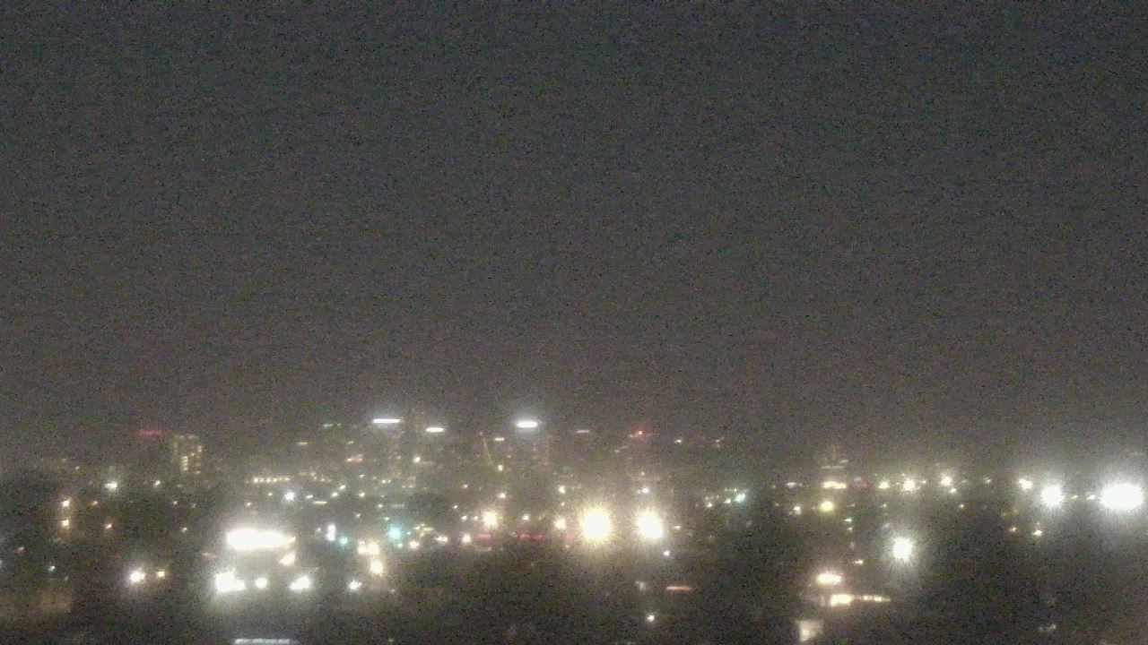 Thumbnail for current weather camera view from South Mountain High School in Phoenix, Arizona
