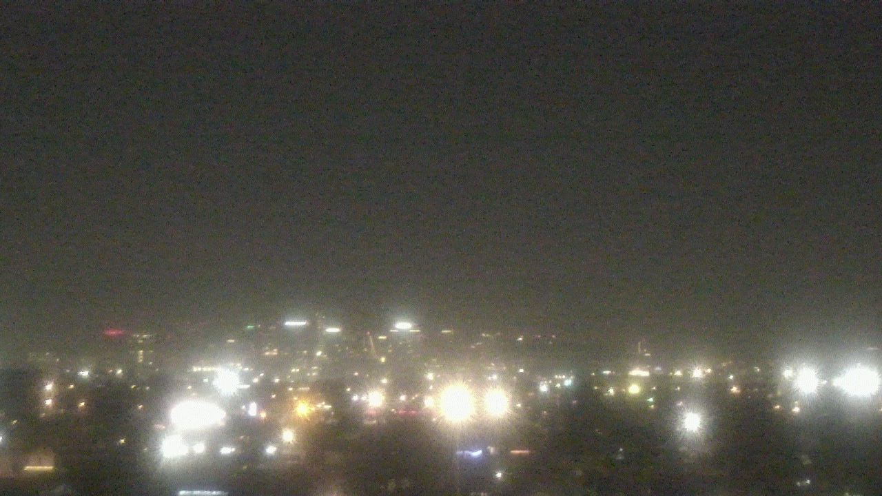 Thumbnail for current weather camera view from South Mountain High School in Phoenix, Arizona