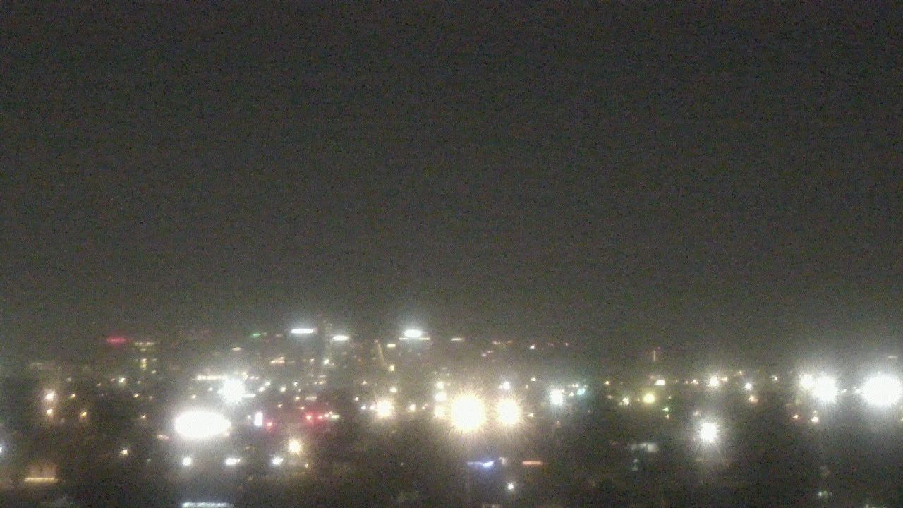Thumbnail for current weather camera view from South Mountain High School in Phoenix, Arizona