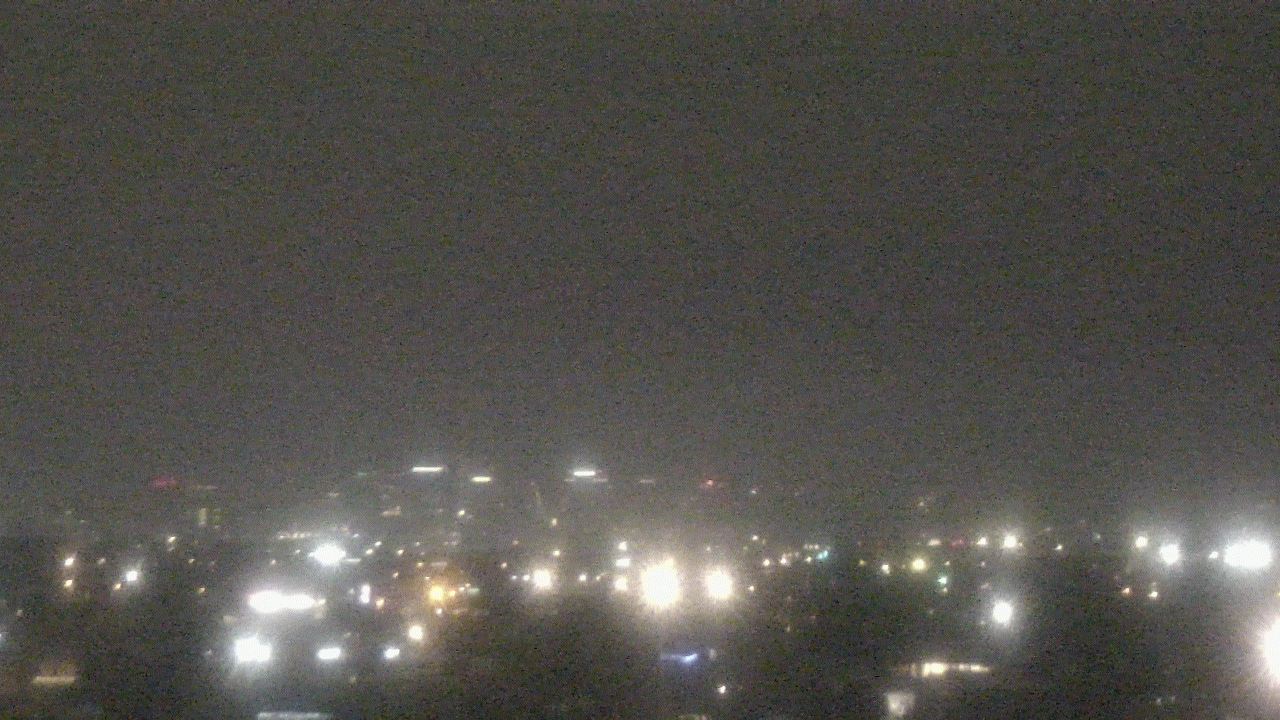 Thumbnail for current weather camera view from South Mountain High School in Phoenix, Arizona