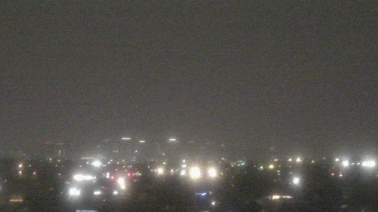Thumbnail for current weather camera view from South Mountain High School in Phoenix, Arizona