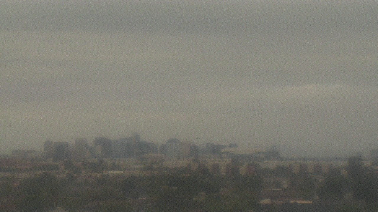 Thumbnail for current weather camera view from South Mountain High School in Phoenix, Arizona