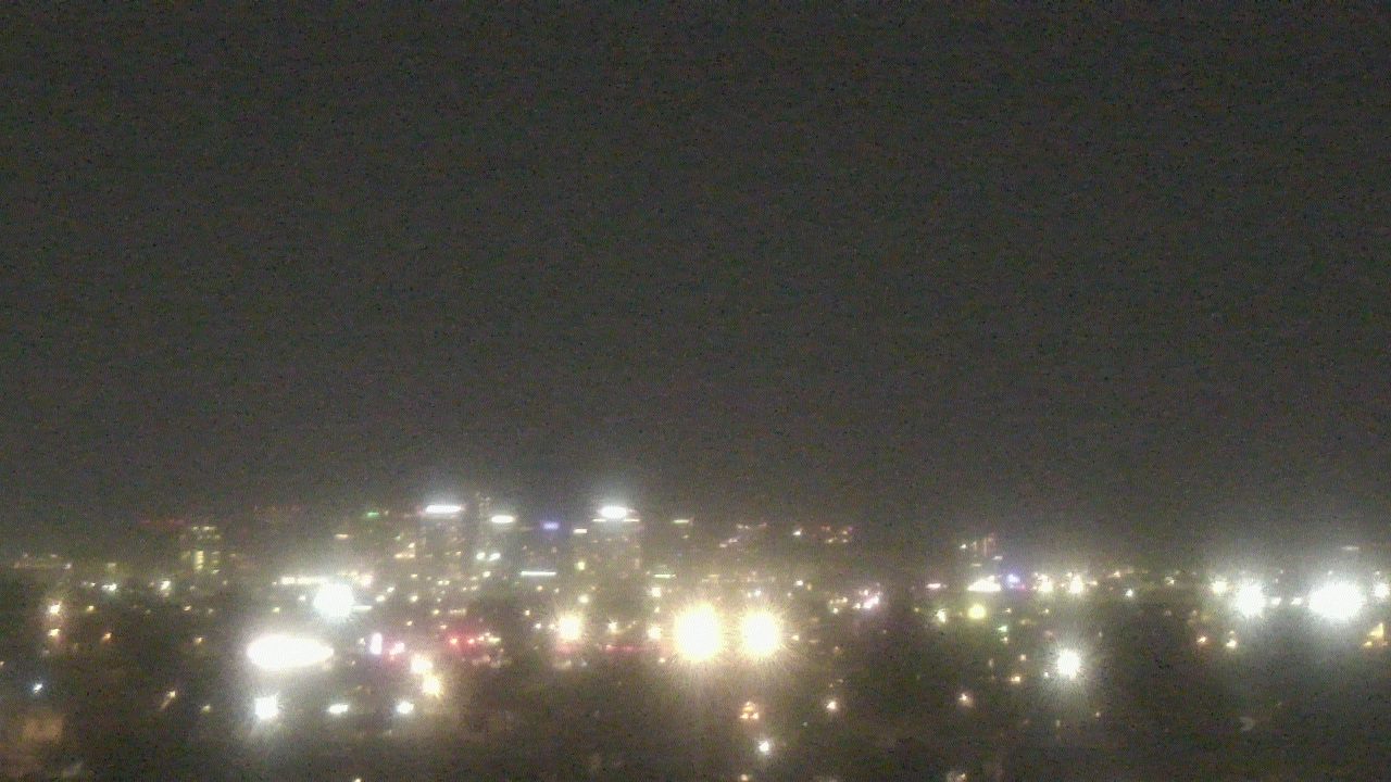 Thumbnail for current weather camera view from South Mountain High School in Phoenix, Arizona