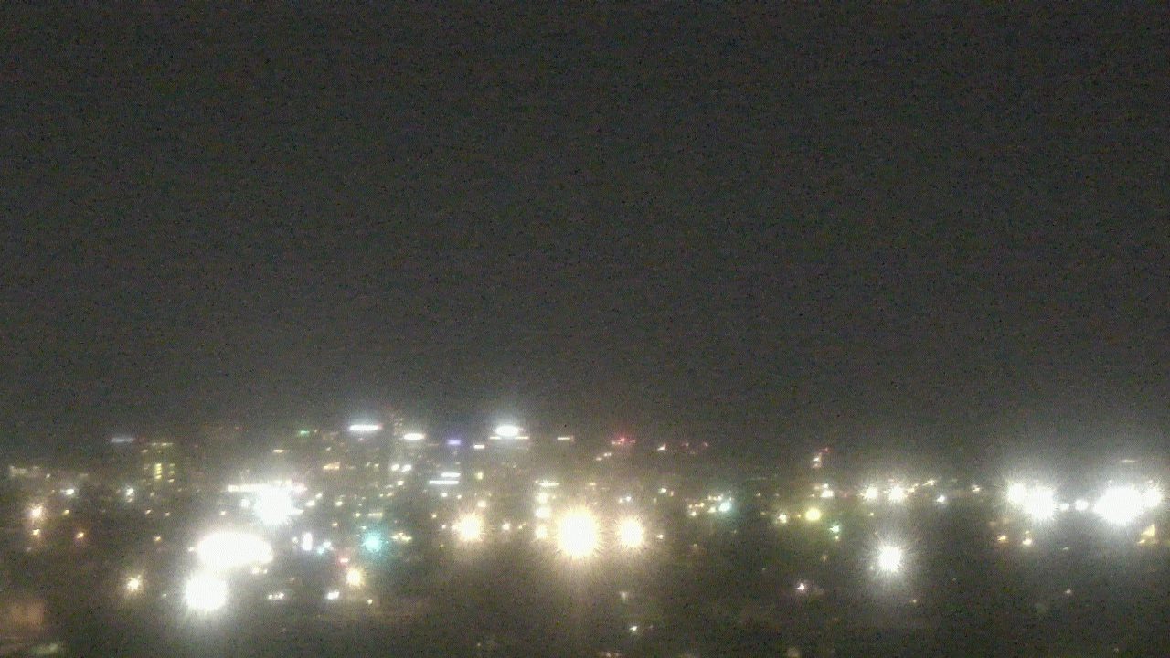 Thumbnail for current weather camera view from South Mountain High School in Phoenix, Arizona