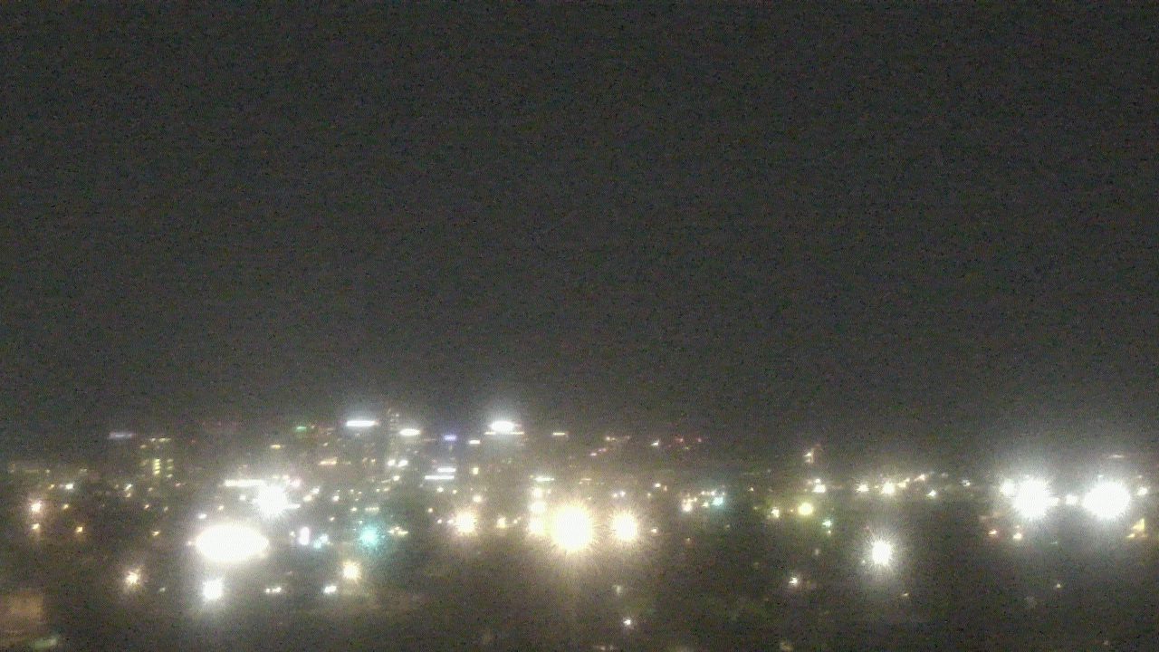 Thumbnail for current weather camera view from South Mountain High School in Phoenix, Arizona