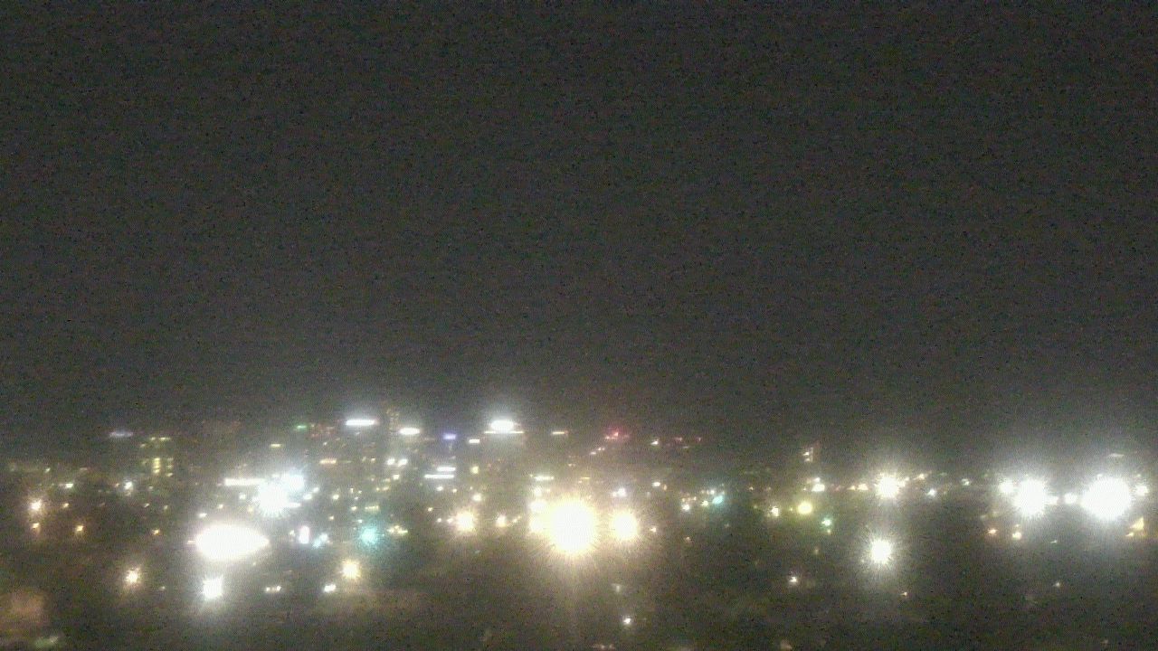 Thumbnail for current weather camera view from South Mountain High School in Phoenix, Arizona