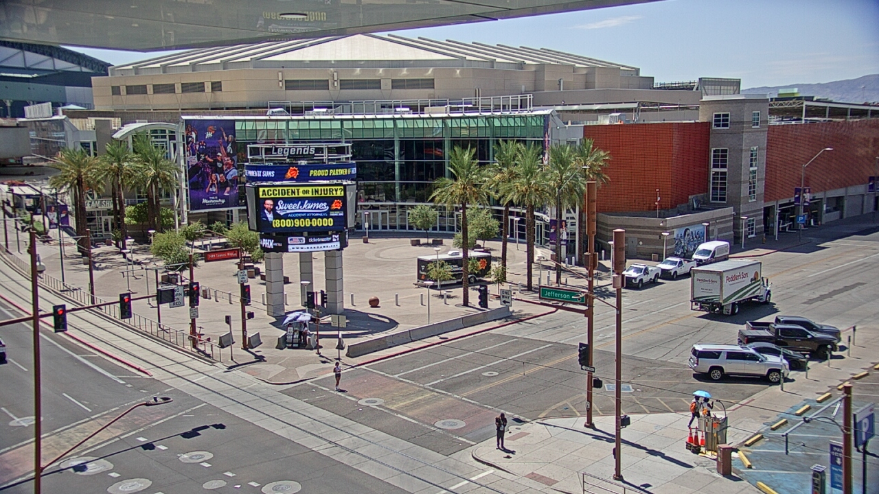 Thumbnail for current weather camera view from Palomar Hotel in Phoenix, Arizona
