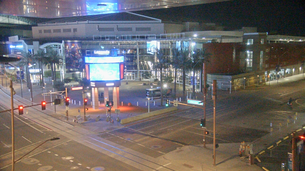 Thumbnail for current weather camera view from Palomar Hotel in Phoenix, Arizona