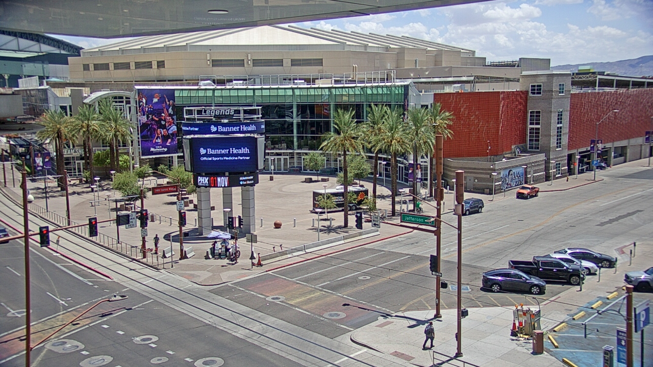 Thumbnail for current weather camera view from Palomar Hotel in Phoenix, Arizona